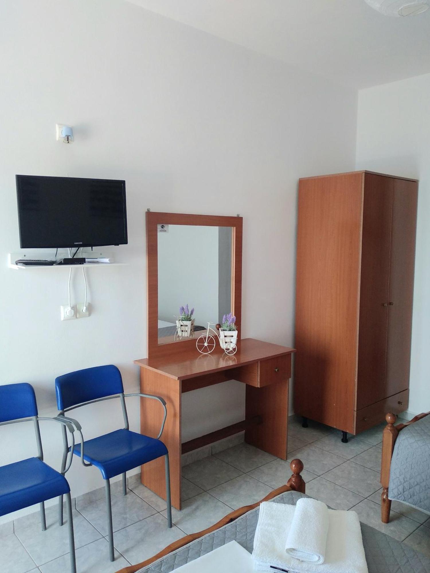 Nadim Rooms Himarë Exterior foto